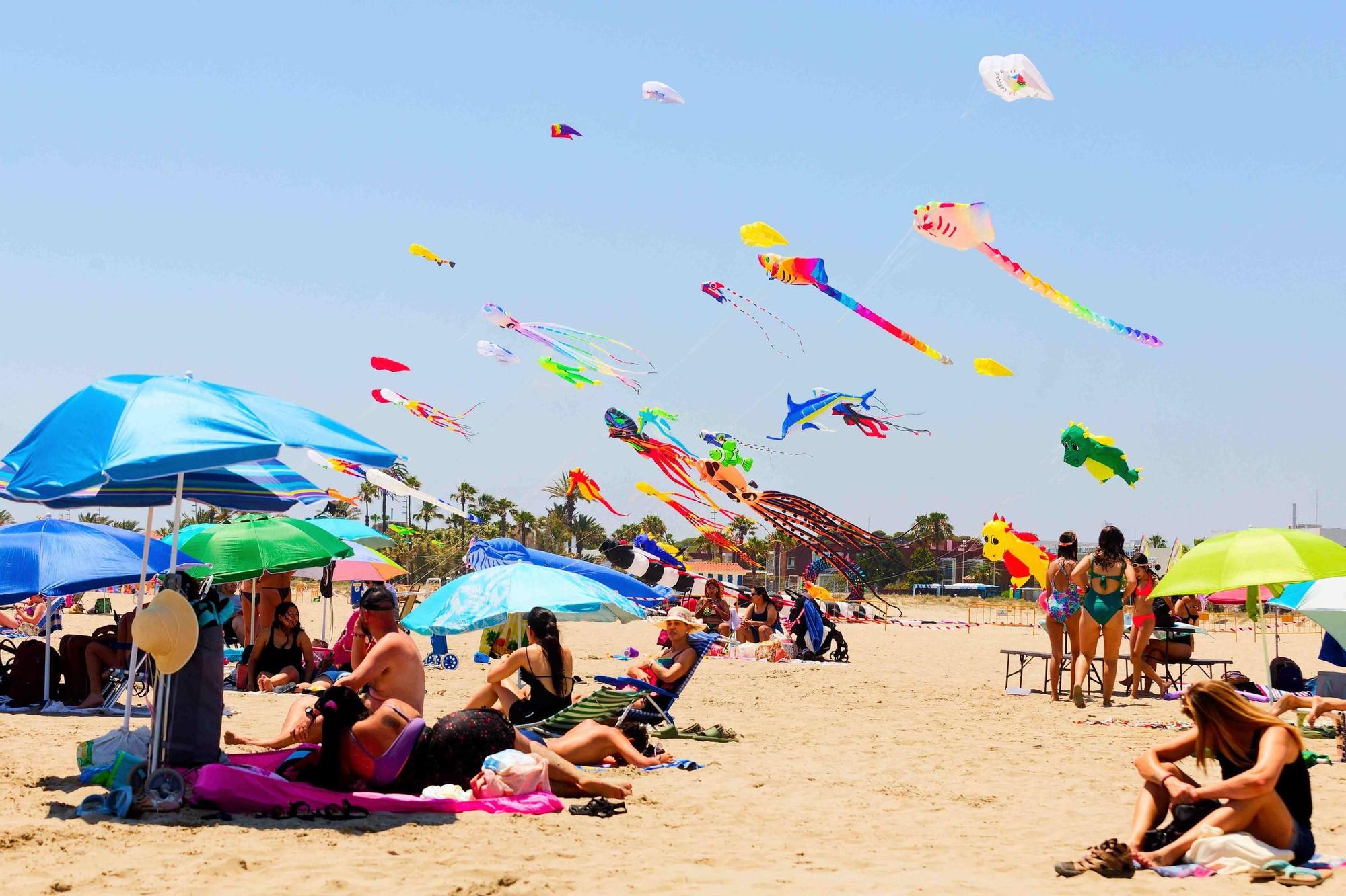 Las imágenes de la primera jornada del espectacular Festival del Viento de Castelló