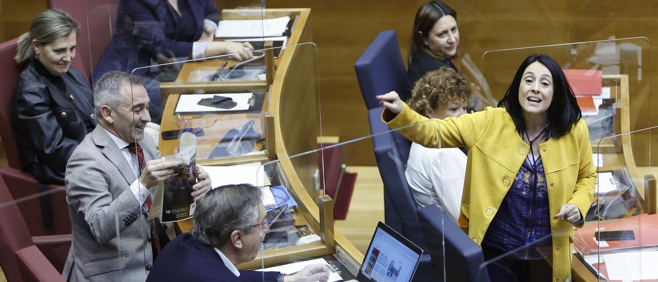 La consellera Rebeca Torró, en las Corts.