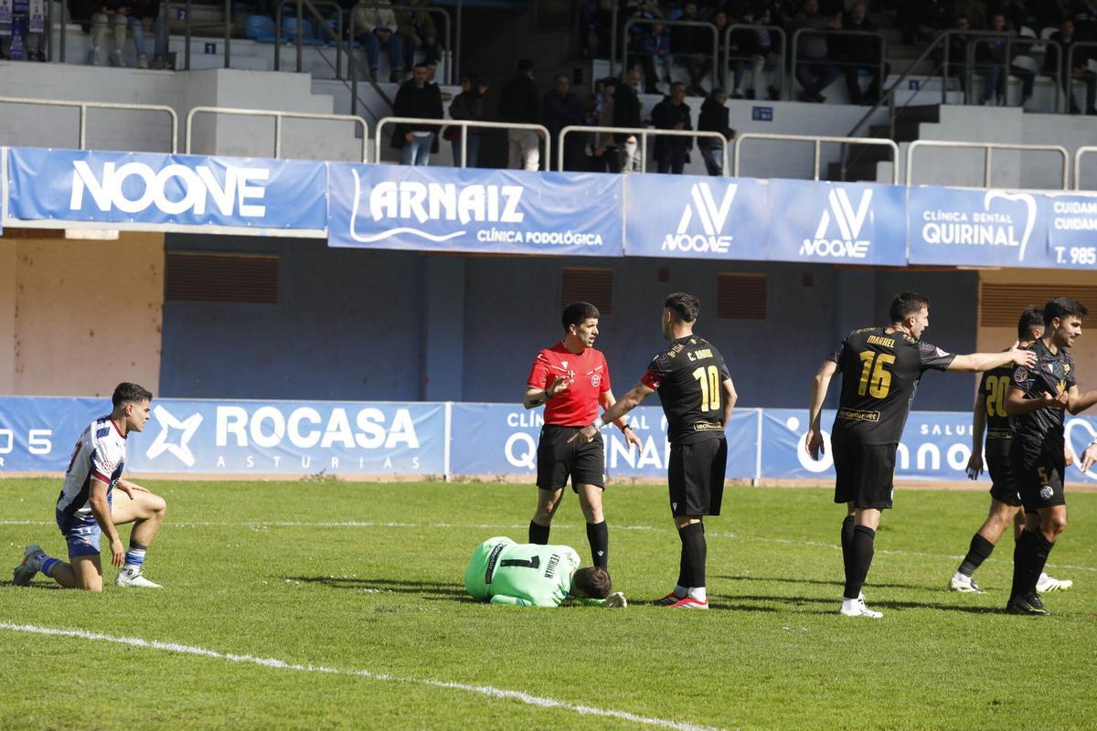 EN IMÁGENES: El partido entre el Real Avilés y el Zamora