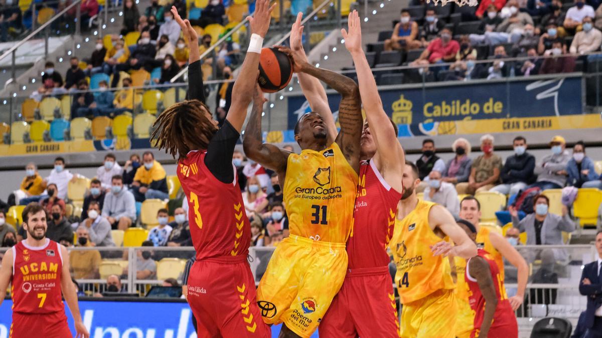 Dylan Ennis, nuevo jugador del UCAM Murcia, durante su etapa en Gran Canaria.