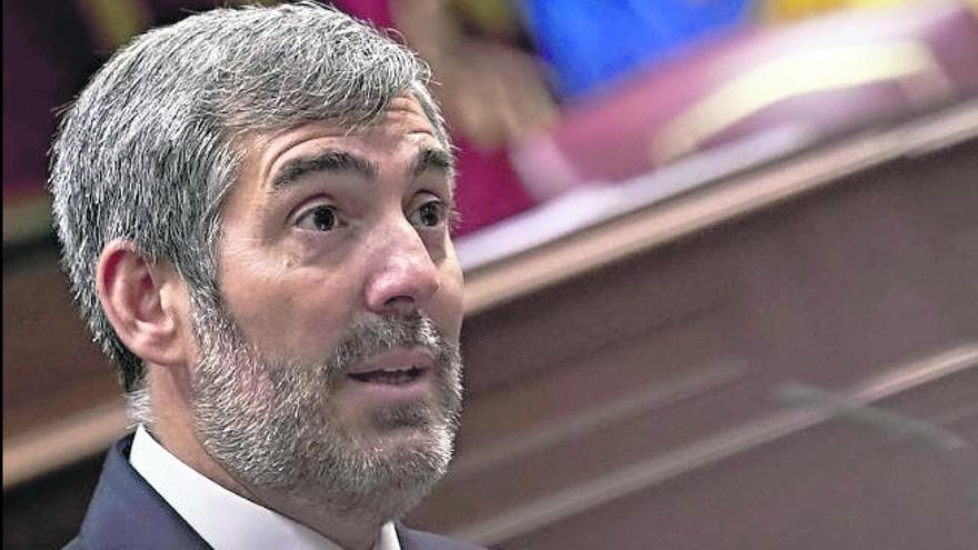 Clavijo denuncia un &quot;interés impropio&quot; de la Fiscalía en el &#039;caso Grúas&#039;