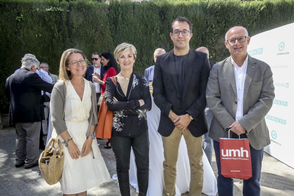 María José López, vicerrectora de la UMH, junto a Marián Cano, presidenta de Avecal, y los también vicerrectores José Juan López y Vicente Micol.