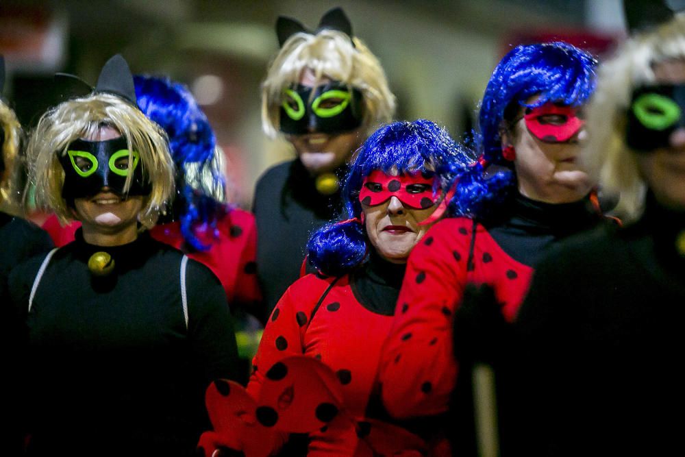 Búscate en las fotos del Carnaval en Benidorm