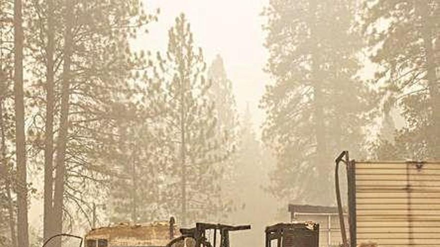 Los incendios que asolan el oeste de EE UU se han cobrado al menos 31 víctimas