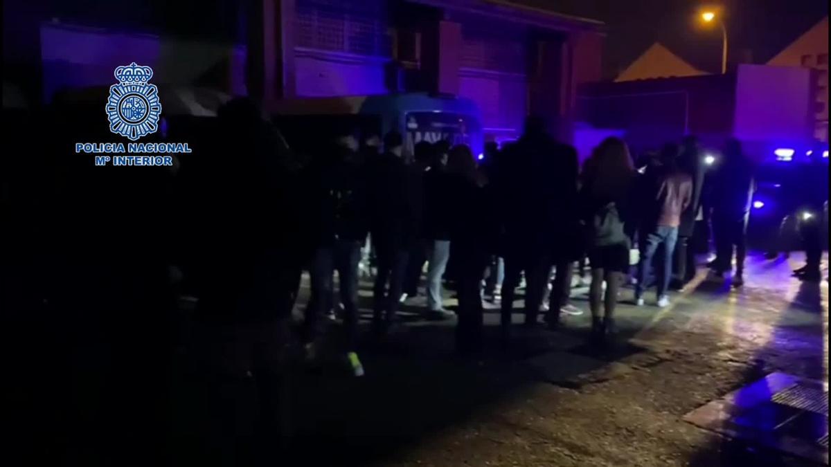 Desalojada de madrugada una discoteca de Madrid con más de 100 personas