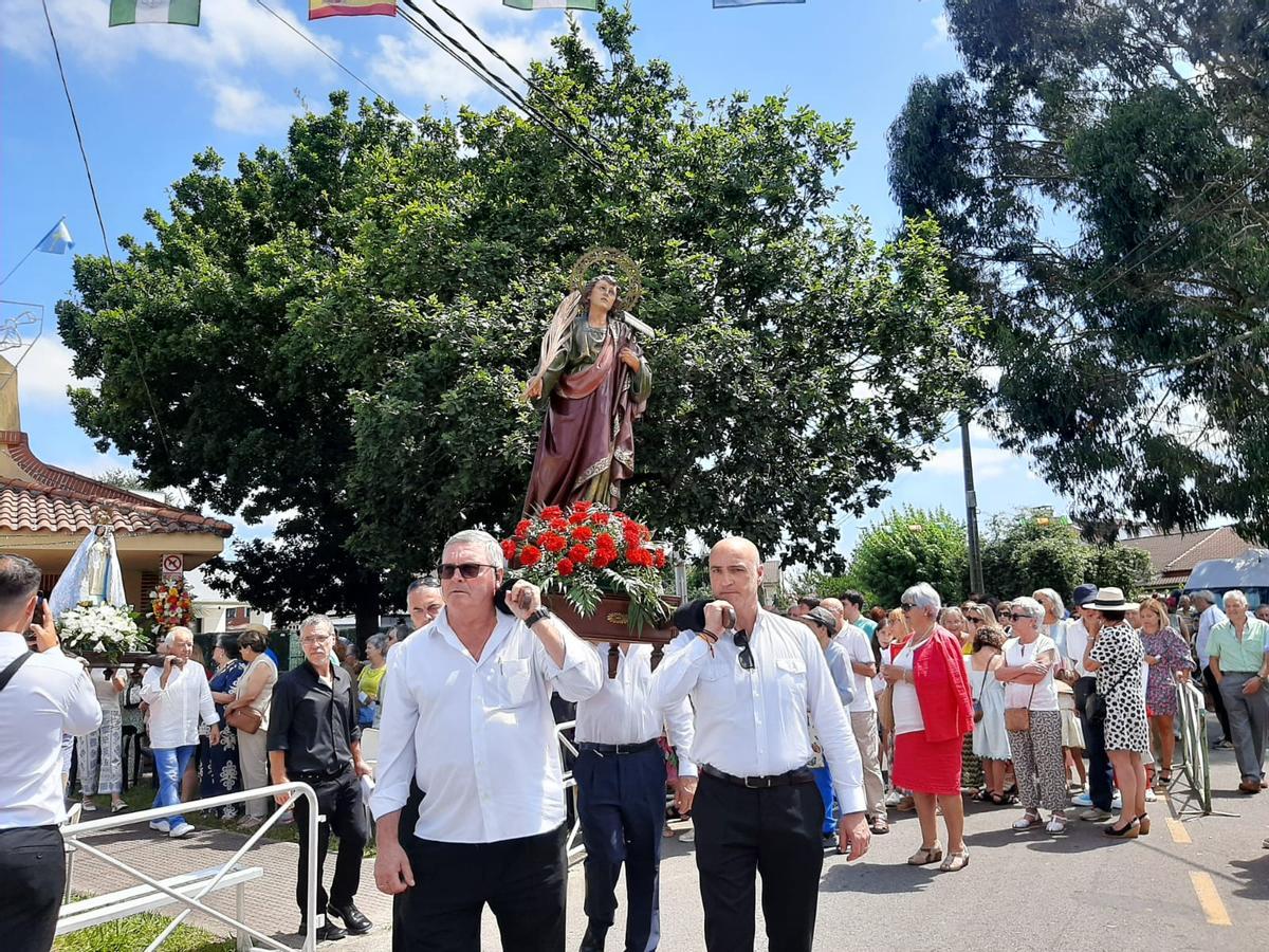 La fiesta de El Carbayu en Lugones