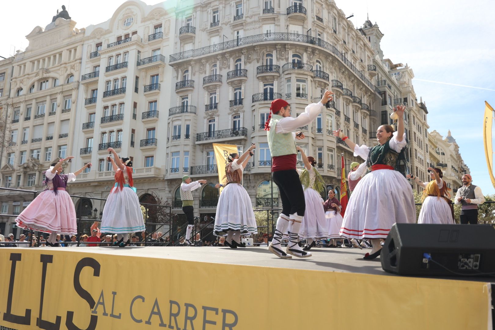 Las Fallas 2024 empiezan bailando