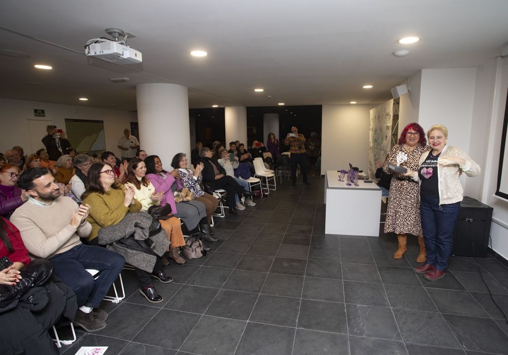 "Amigas Supervivientes" celebra un año más en Sagunt