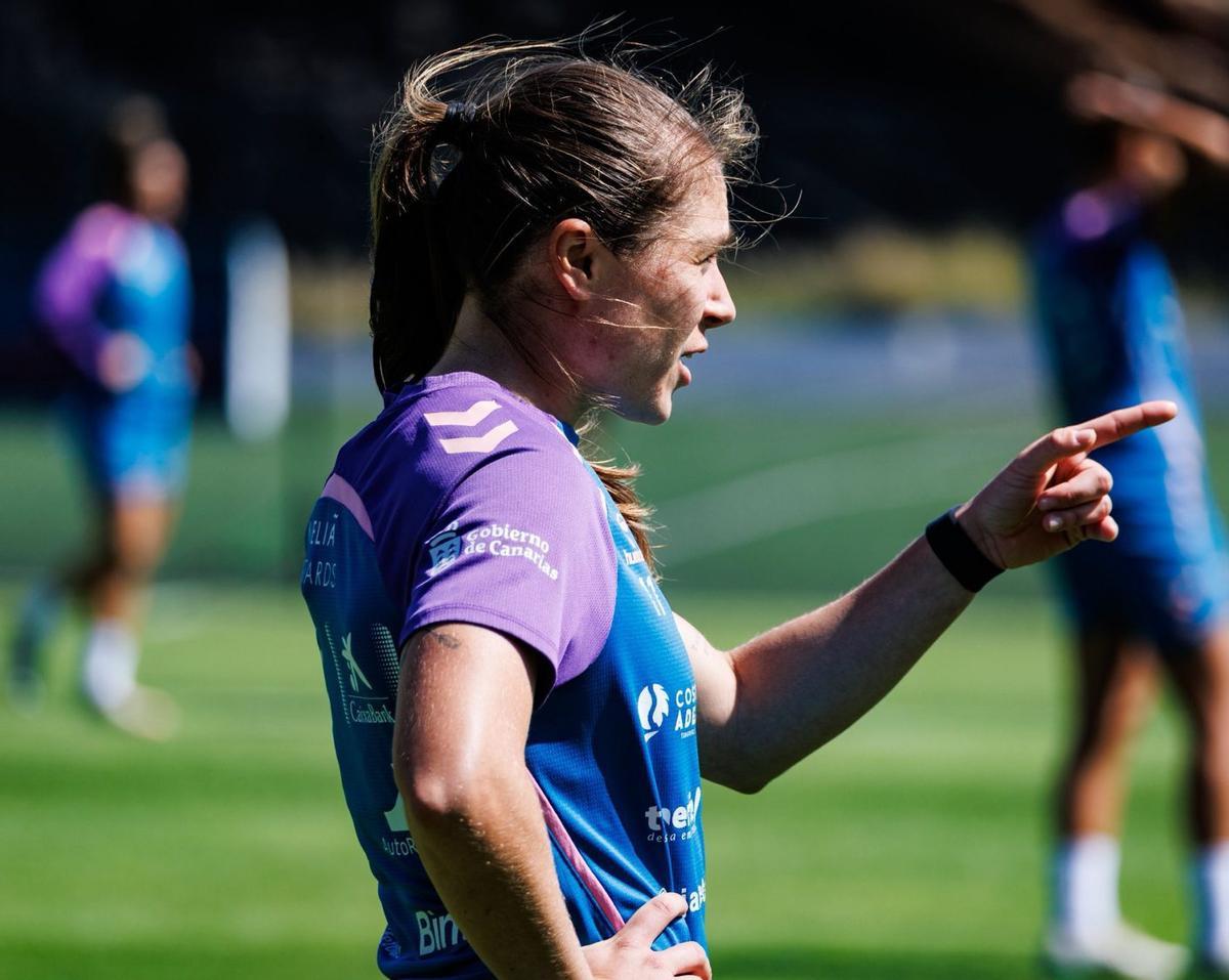 Aleksandra Zaremba, goleadora en el último partido de Liga frente al DUX Logroño.