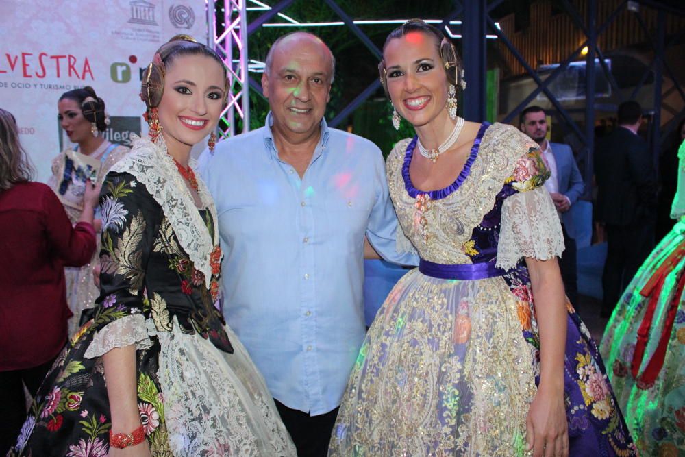 Francisco Lledó, con Carmen y Sandra.