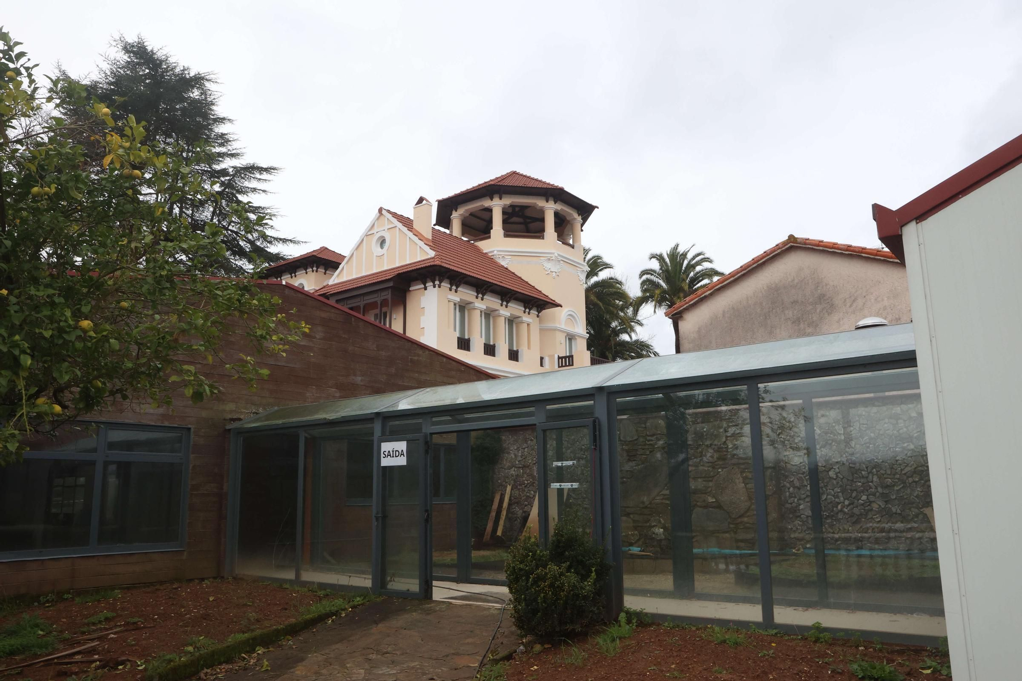 Visita a Finca Os Loureiros, sede del futuro Pazo da Cultura de Abegondo