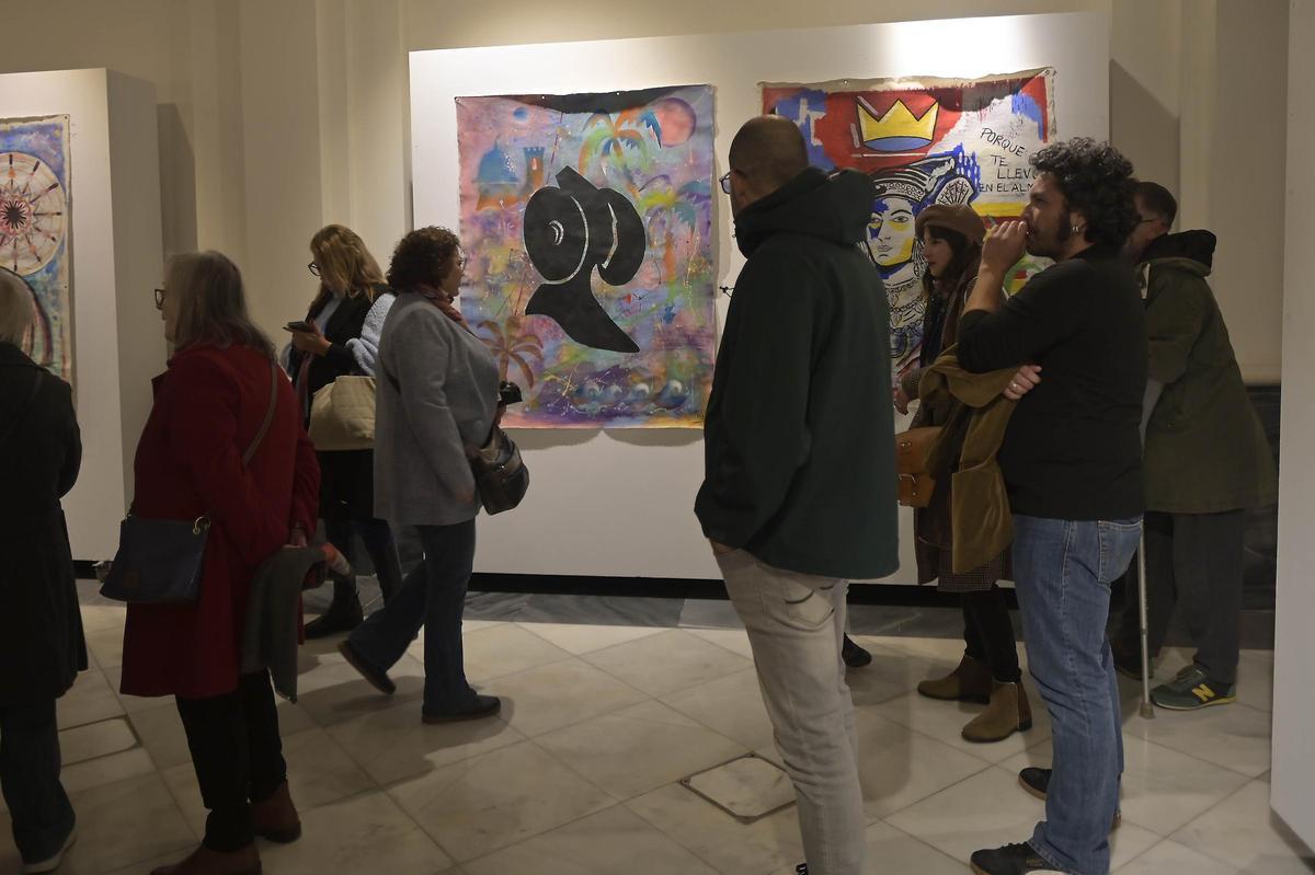 Inauguración en Elche de la exposición “Balconadas del tiempo: la Dama presente”