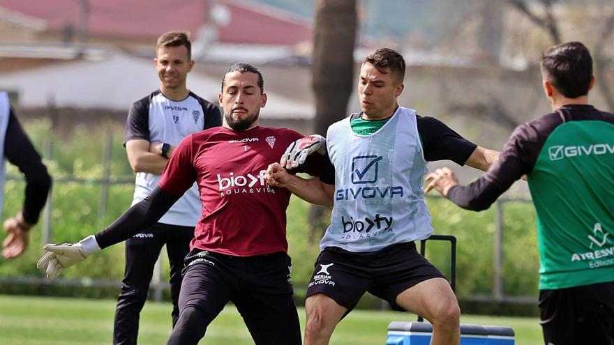 El Córdoba CF trabaja entre incógnitas antes de recibir al San Fernando