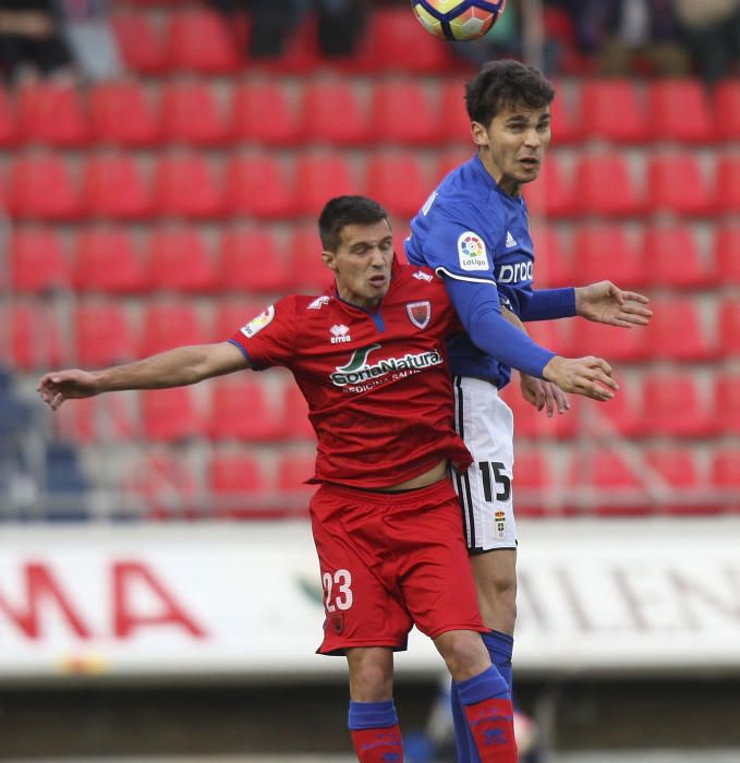 El partido entre el Numancia y el Real Oviedo, en imágenes