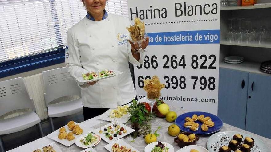 Elena Zulueta de Madariaga, en su escuela de hostelería.  // Marta G. Brea