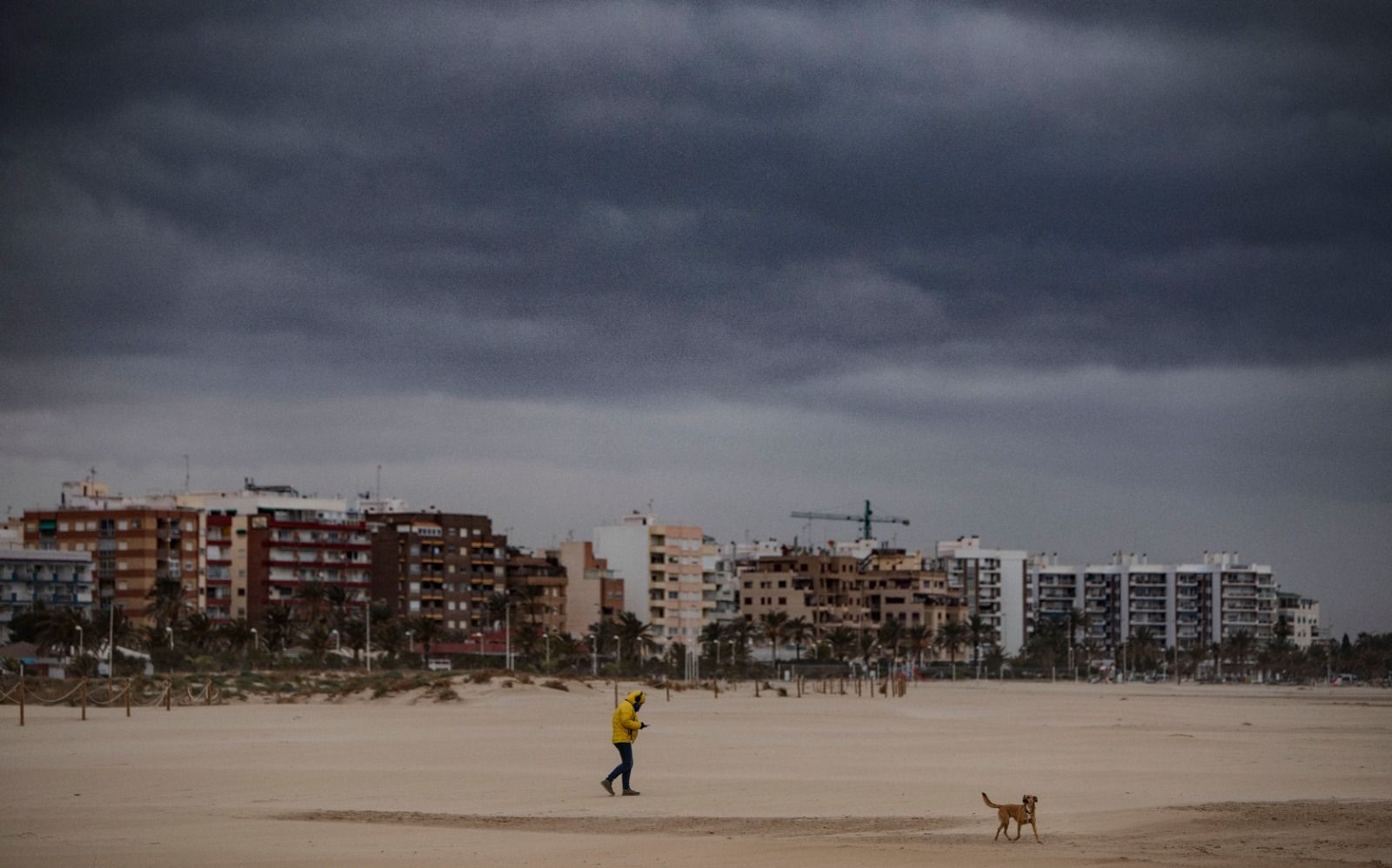 Vuelven las lluvias a València tras un fin de semana cálido