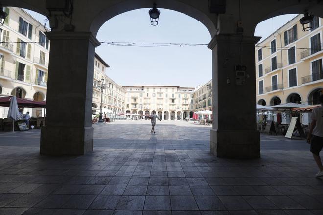 FOTOS | Por qué se conoce a la Plaça Major como la “plaza más oscura de Palma”