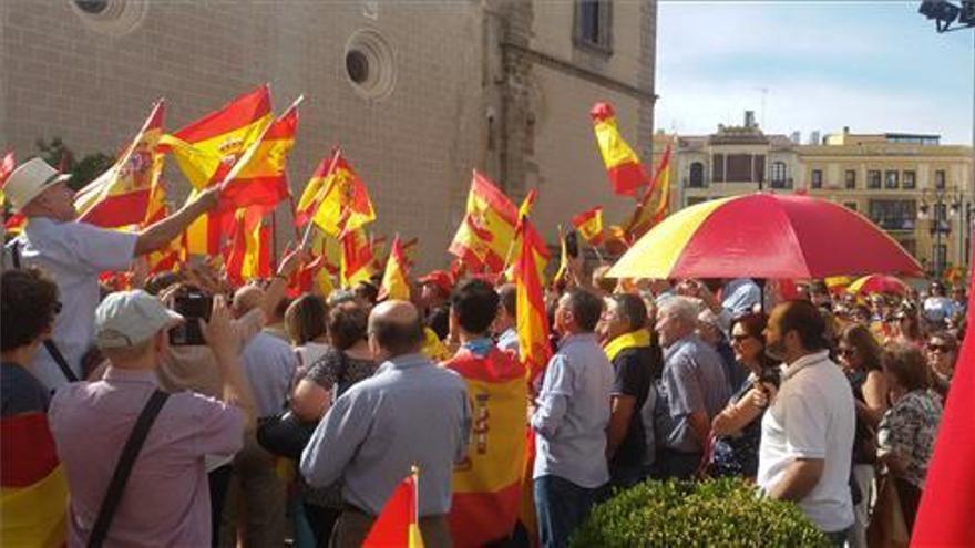 Concentraciones en Extremadura en defensa de la unidad de España