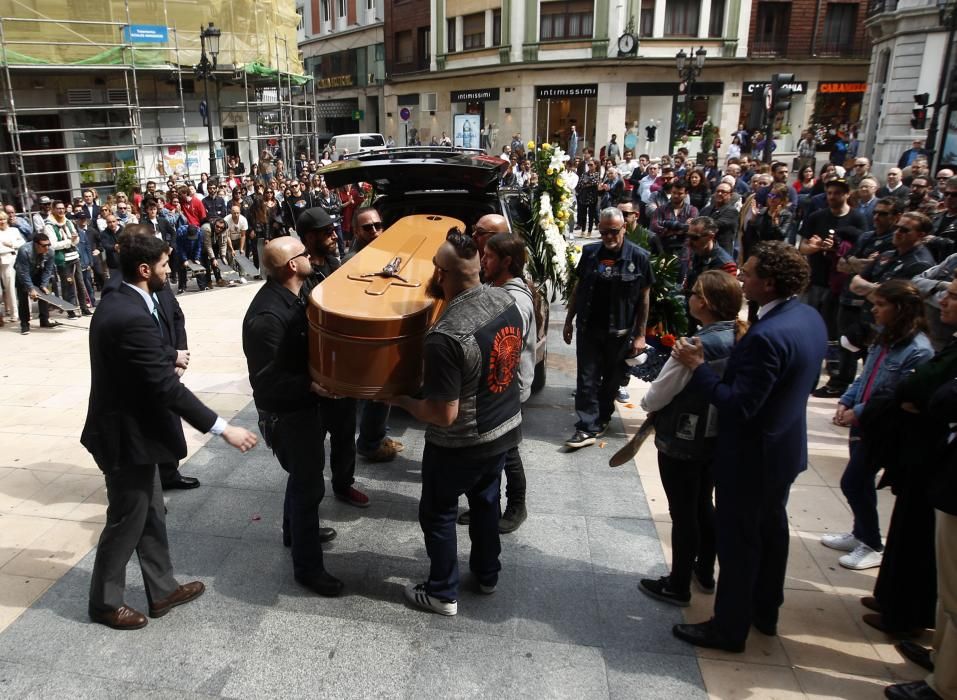 Funeral de ernesto Fernández, 'Jernest'