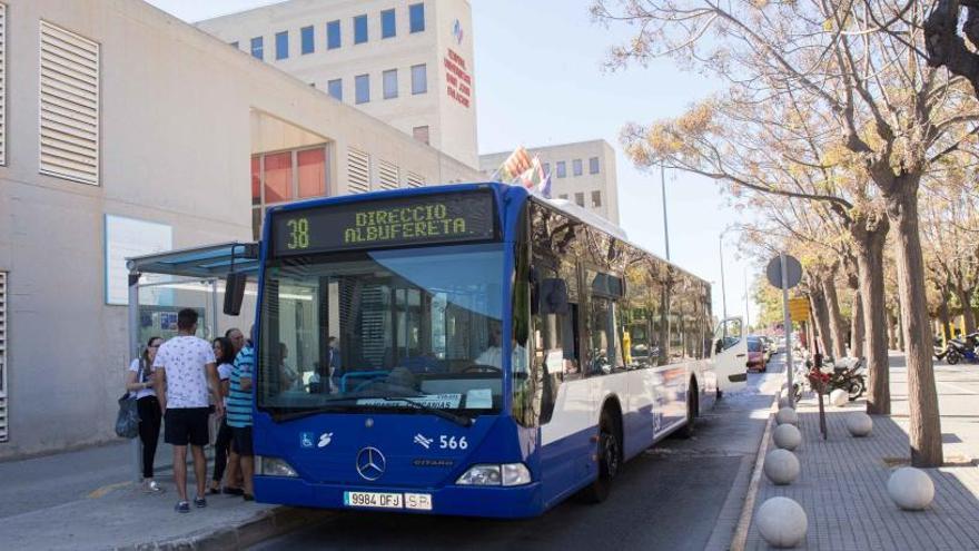 Más autobuses de la línea 38 entre el Hospital de Sant Joan y San Vicente