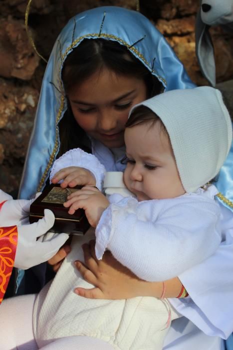 Belén viviente en el colegio de las Esclavas