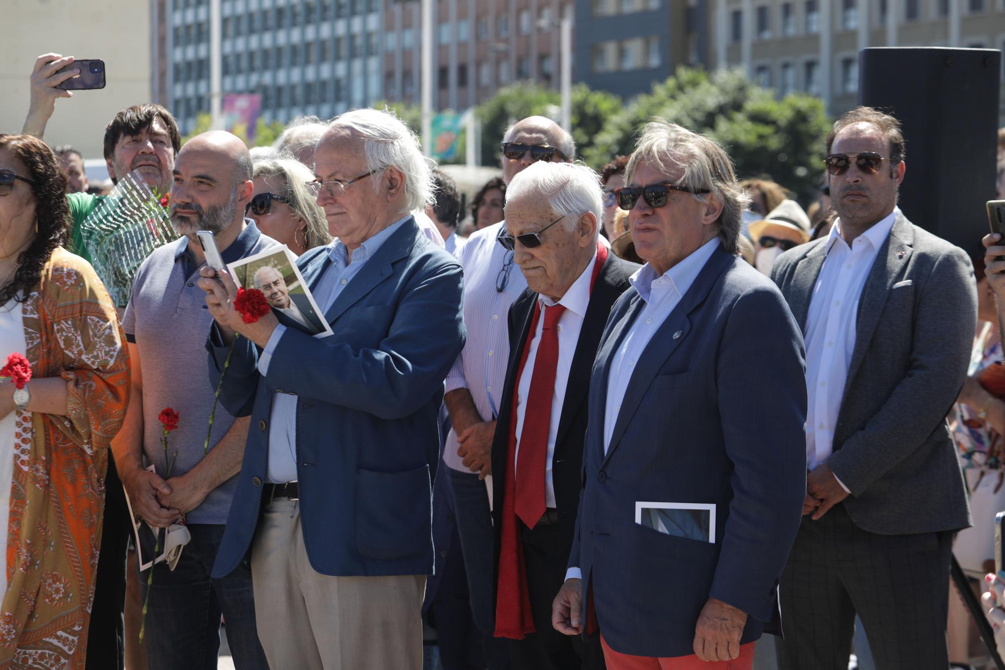 En imágenes: así fue el homenaje a Areces en Gijón