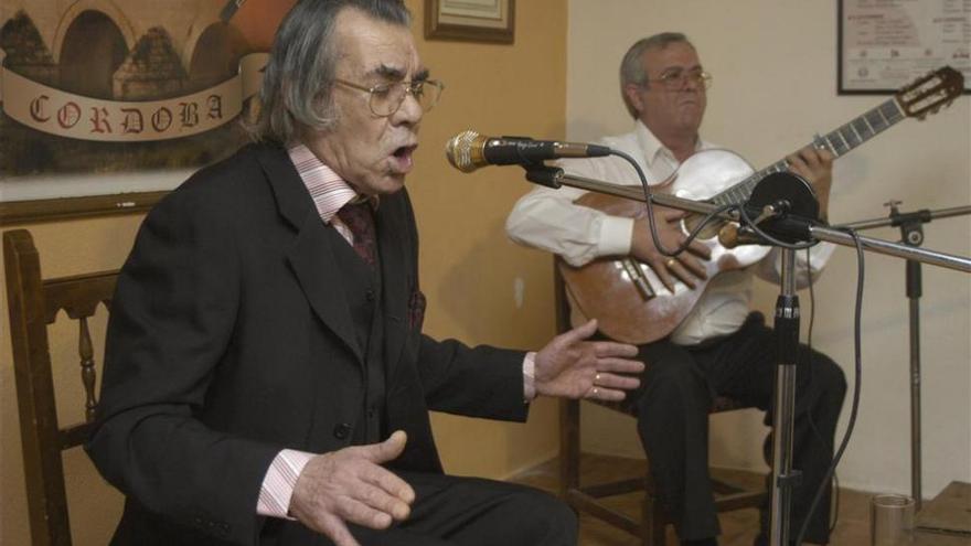 Fallece el cantaor flamenco Lucas de Écija, padre de Paco Jémez