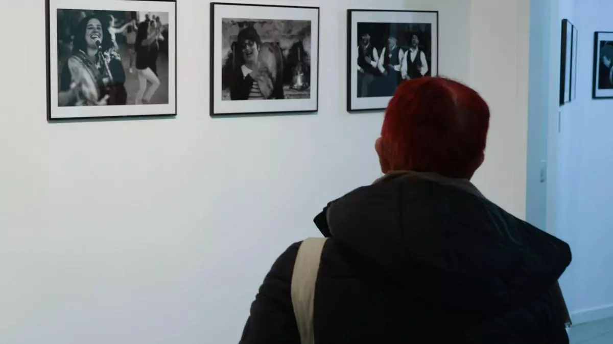 Fotografías para ensalzar a las ‘pandereteiras’