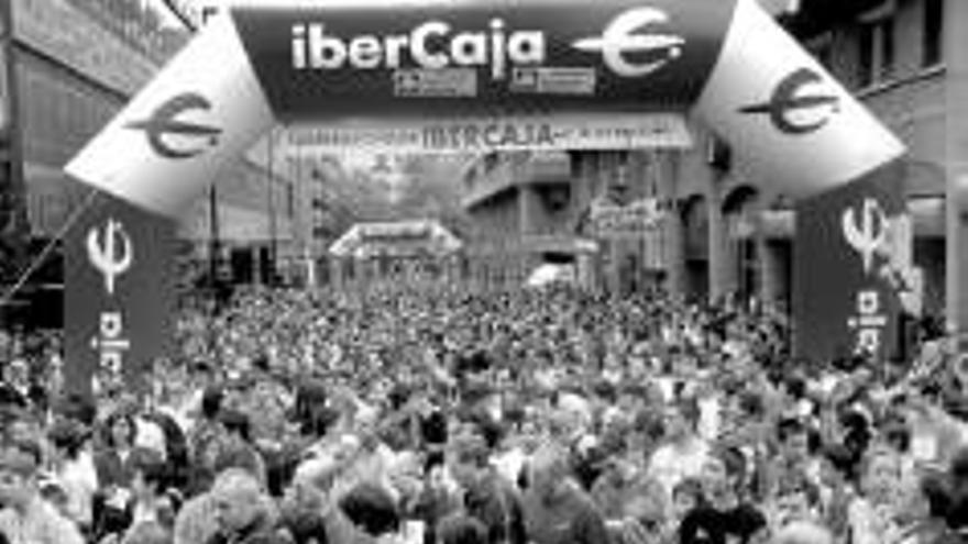 La Popular Ibercaja despide la temporada atlética en Zaragoza
