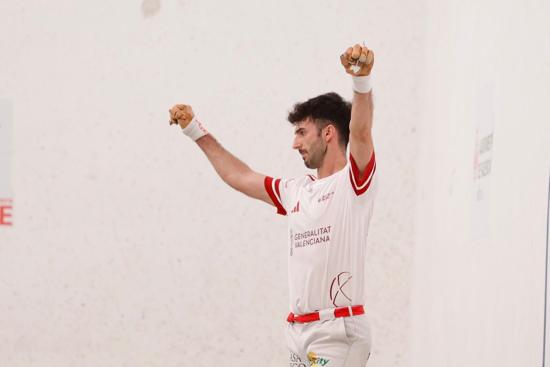 Todas las fotos de la final de escala i corda en Pelayo
