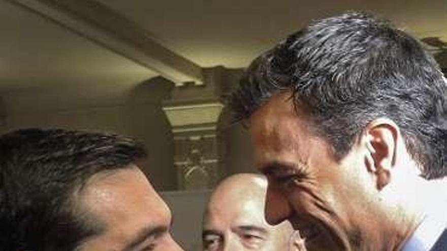 Tsipras y Sánchez, ayer.