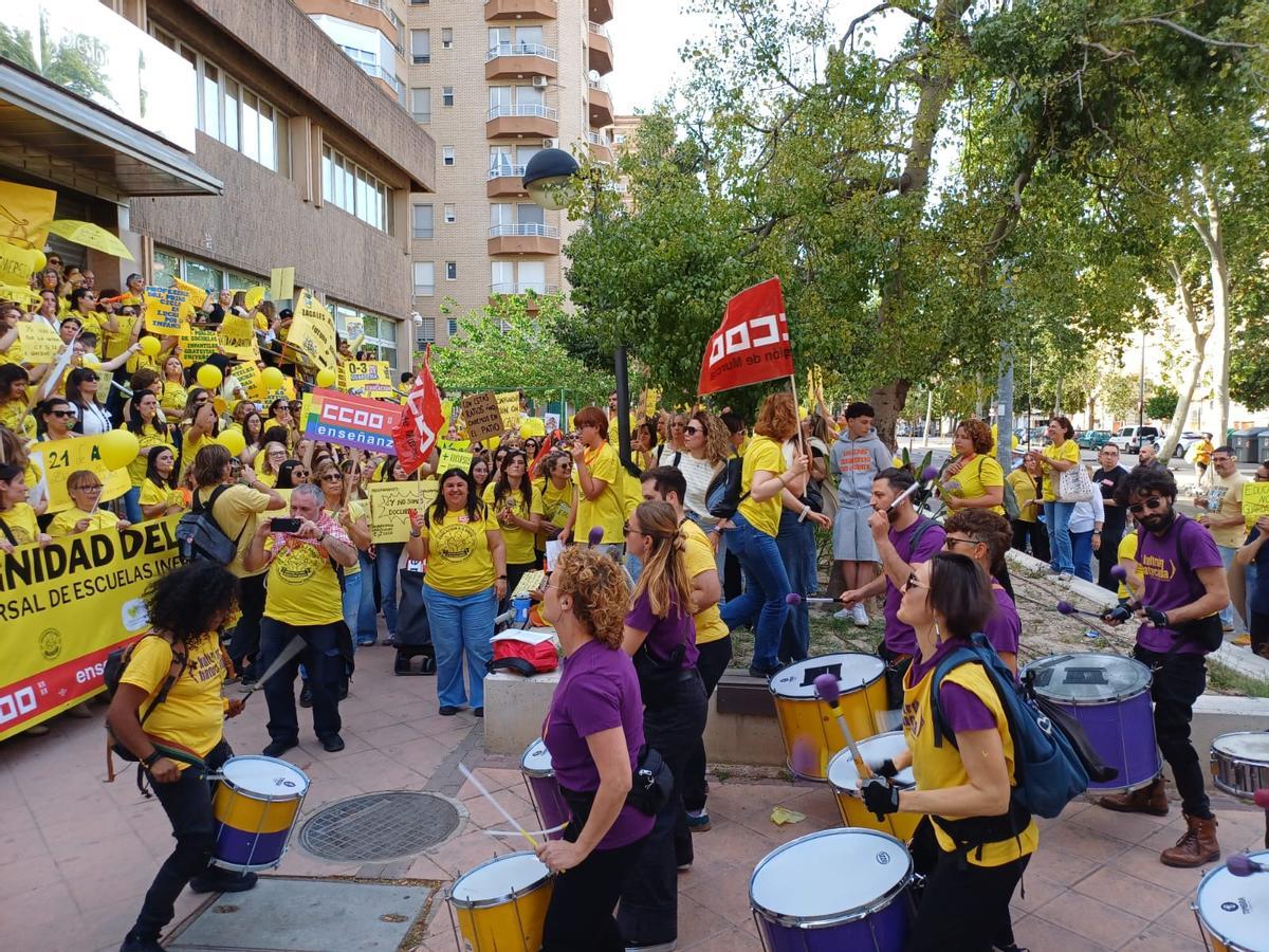 Una batukada anima la movilización