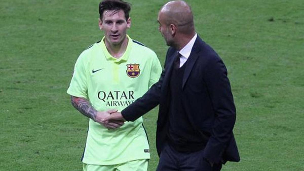 Messi y Guardiola conversaron al final de la primera parte