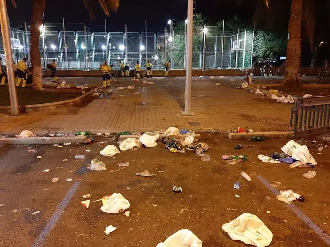 Limpieza retira más de 37.000 kilos de residuos tras la Gran Cabalgata