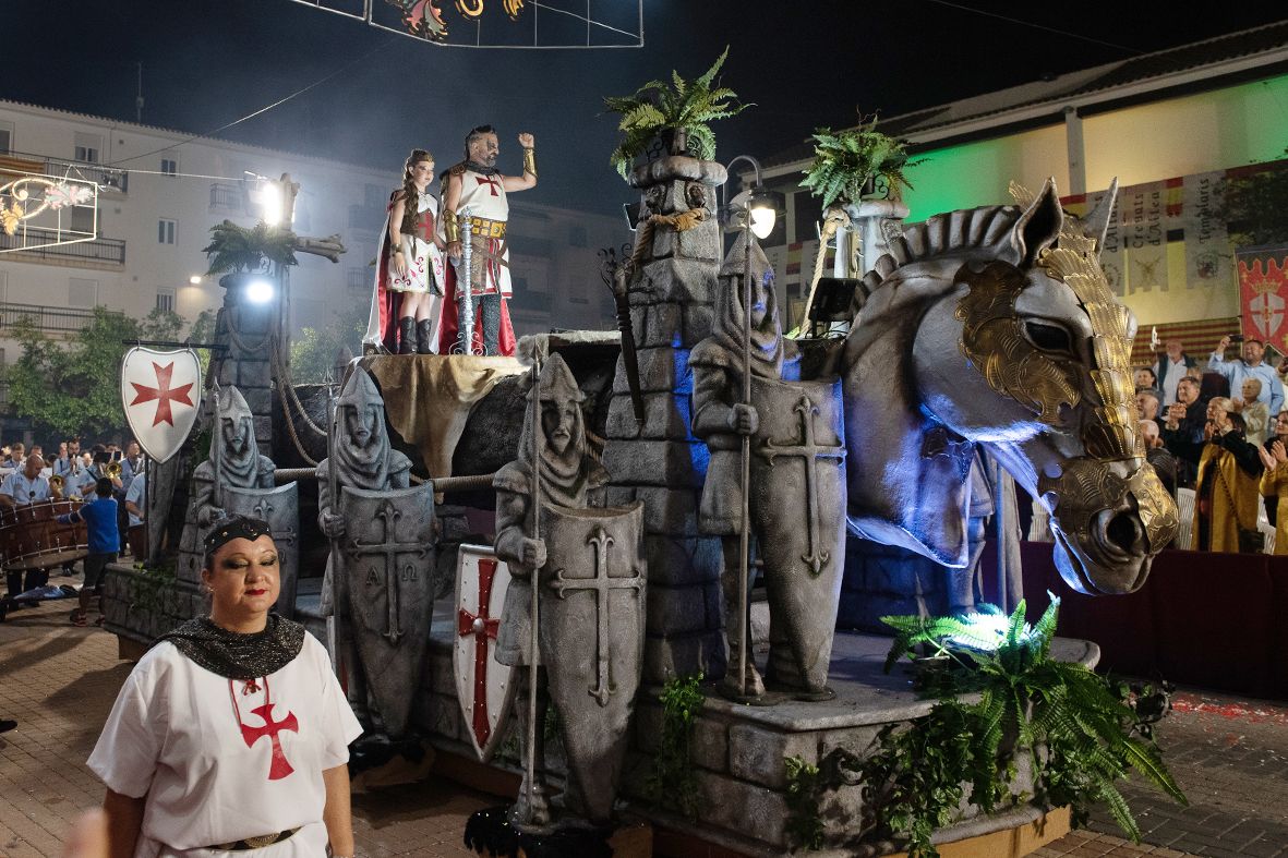 Desfile triunfal de las tropas cristianas en las Fiestas de Altea