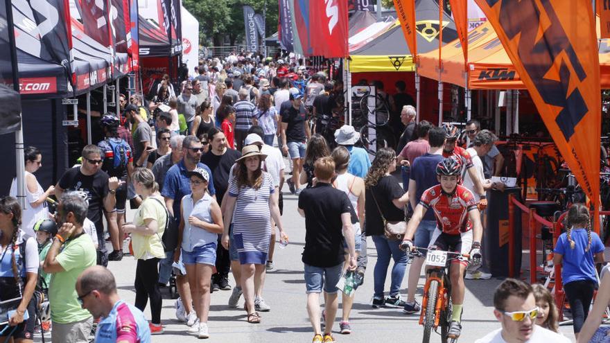 El públic es bolca en la segona edició del Sea Otter