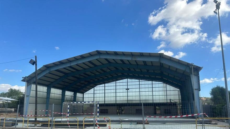 Comienzan las obras para ampliar y mejorar el polideportivo de Son Carrió