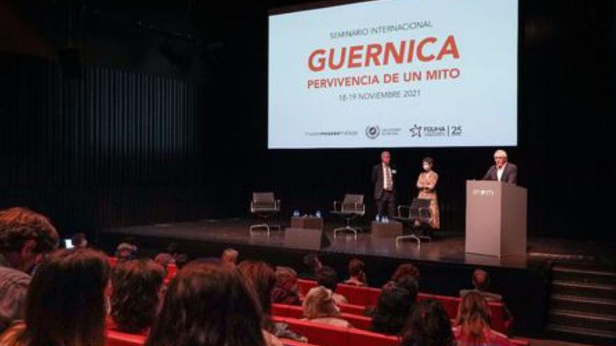 Expertos internacionales analizan el legado del Guernica en el Museo Picasso