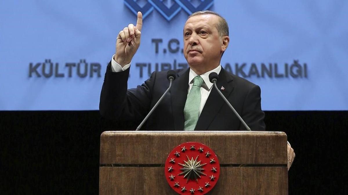 Erdogan se dirige a la audiencia en el palacio presidencial de Ankara, este jueves.