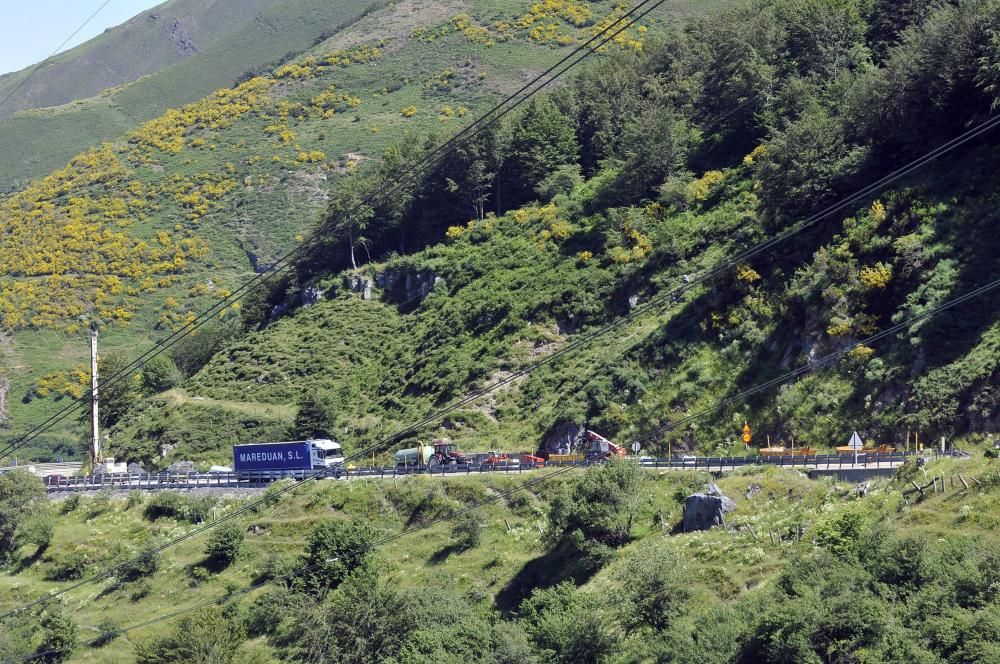 Obras en la carretera del puerto de Pajares