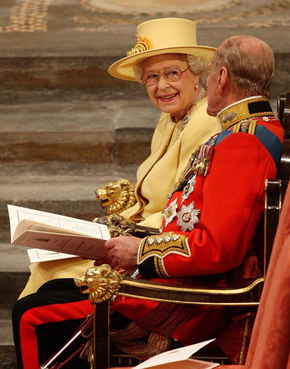 La reina Isabel y el principe de Edimburgo en la boda de Kate Middleton y el principe Guillermo