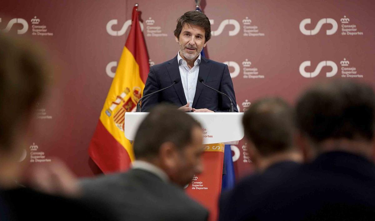 Alicante estrenará el Foro Ferrándiz con Emilio Butragueño, Juan Antonio Corbalán y el documental “Pedro Ferrándiz, la leyenda”