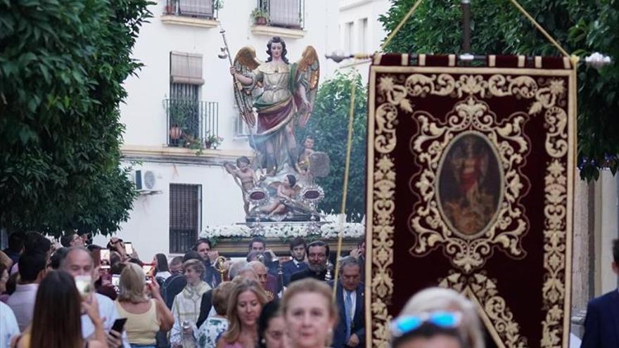 Una procesión única