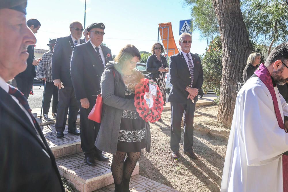 La comunidad británica de Torrevieja celebra el Po