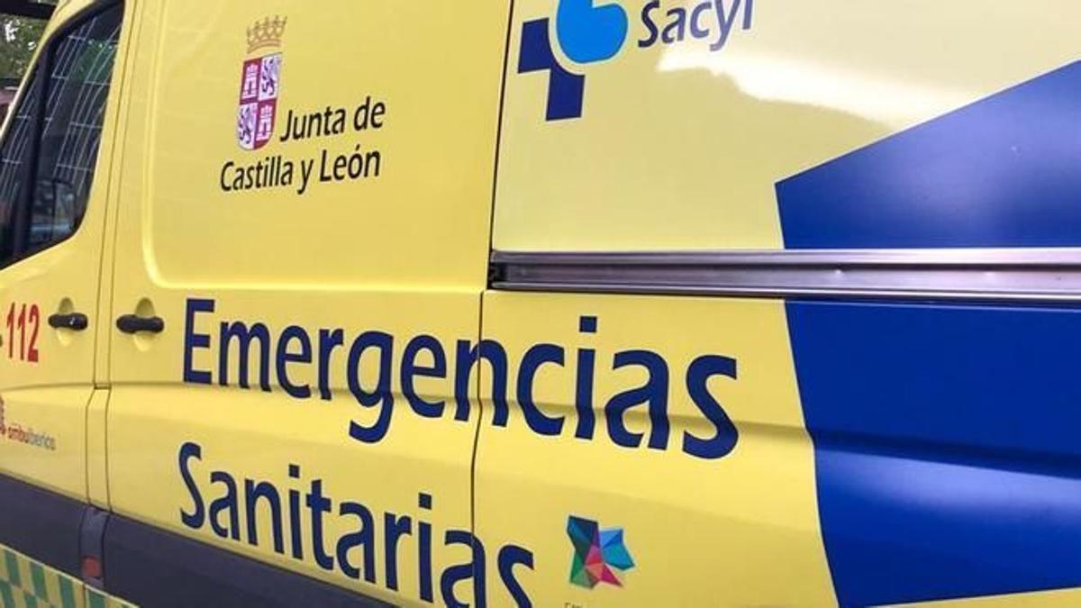 Ambulancia del sercicio de Emergencias de Castilla y León