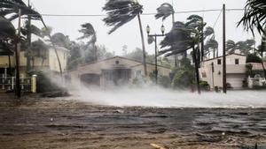 Los huracanes se intensificarán aún más por el calentamiento