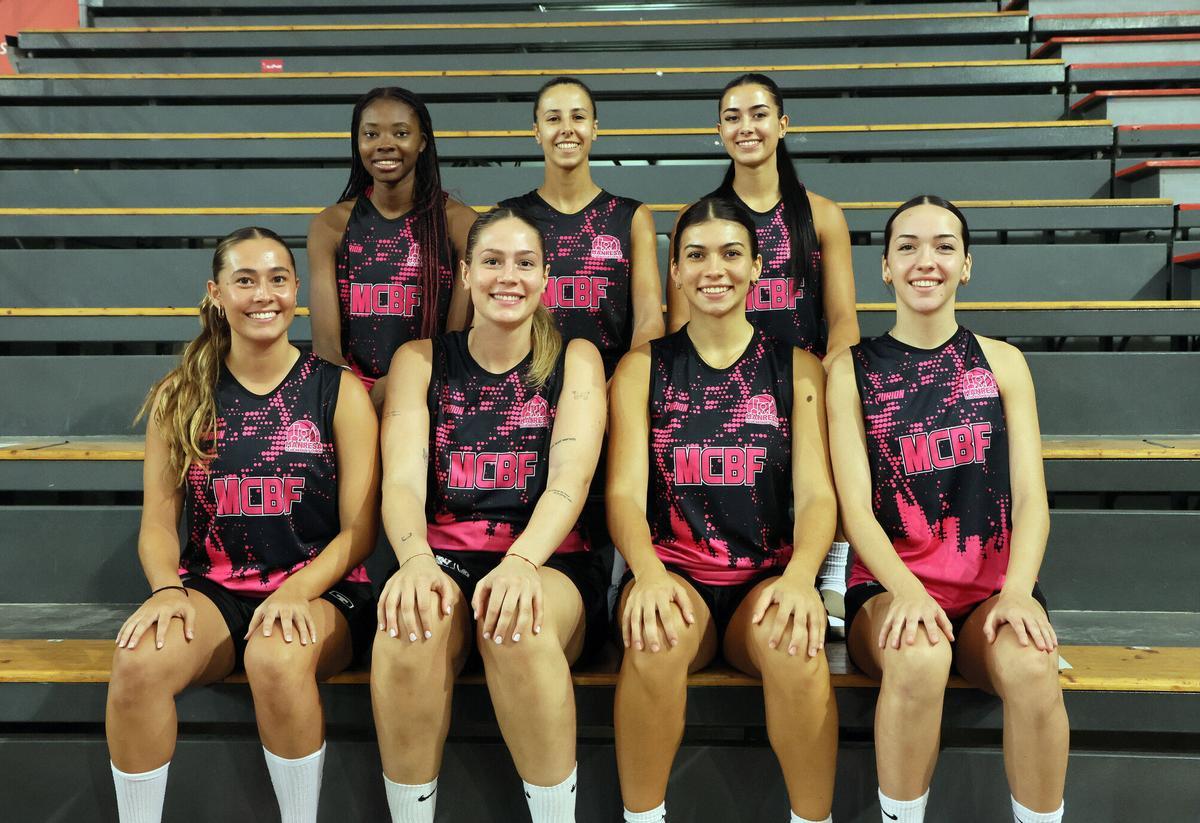Totes les fotos del primer entrenament del Manresa CBF al Congost