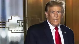 Trump, multado con casi 355 millones de dólares en el caso civil por fraude en Nueva York