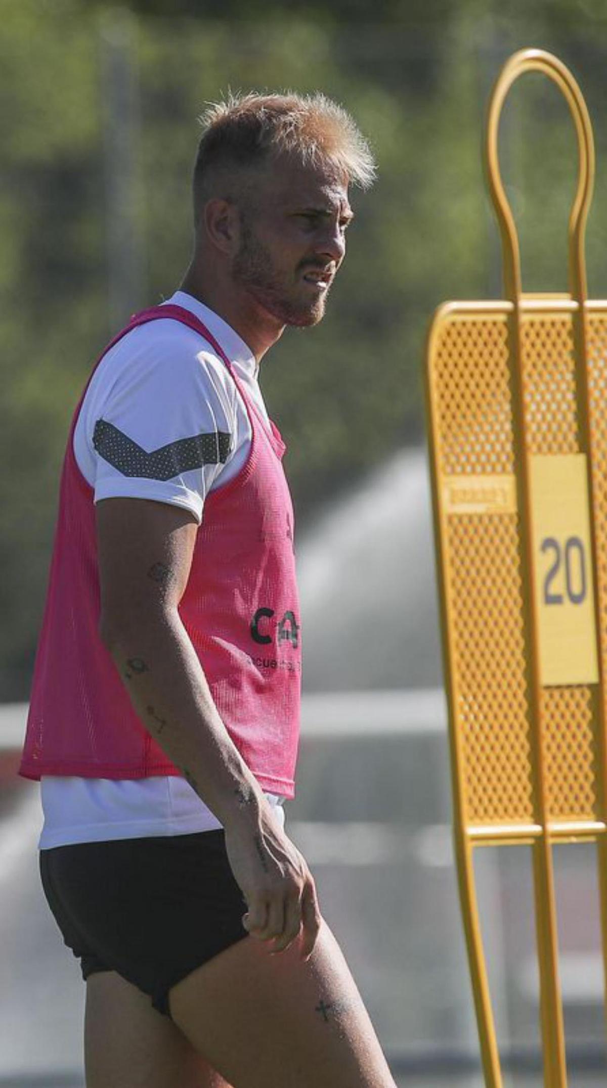Racic, en Paterna con su futuro en el aire