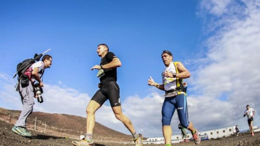 Carrera solidaria en la Isleta